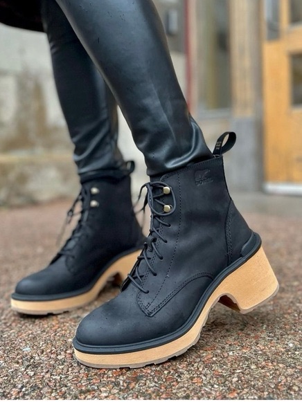 Sorel Hi Line Heel Lace Up Lug Boots In Black 10